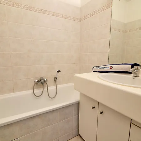 Les Rives Latines-4 By Interhome Lägenhet Fréjus