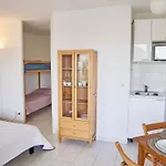 Апартаменты Les Rives Latines-4 By Interhome