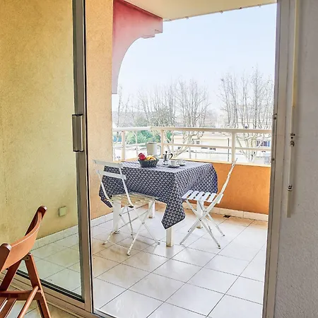 Les Rives Latines-4 By Interhome شقة