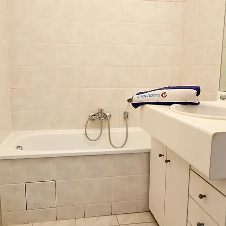 شقة Les Rives Latines-4 By Interhome