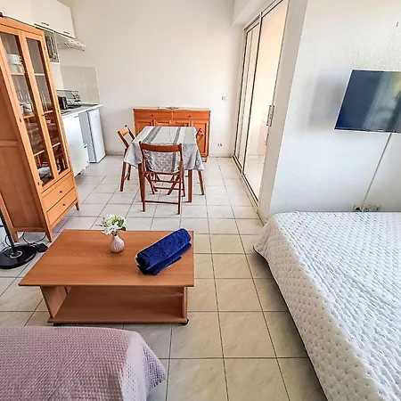 Les Rives Latines-4 By Interhome *