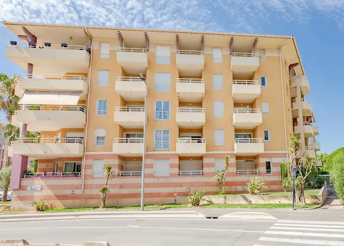 Daire Les Rives Latines-4 By Interhome Fréjus