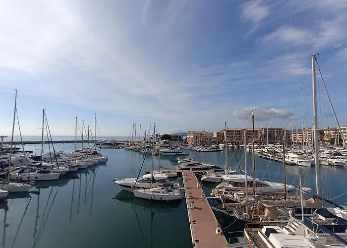 Les Rives Latines-4 By Interhome Διαμέρισμα Fréjus